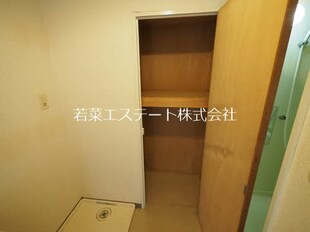 フローラルマンションの物件内観写真